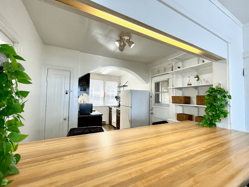 St Louis Condo: 6655 Berthold Ave