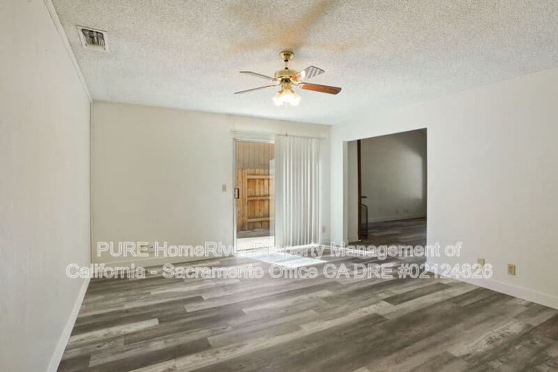Fair Oaks House: 8128 Deseret Ave