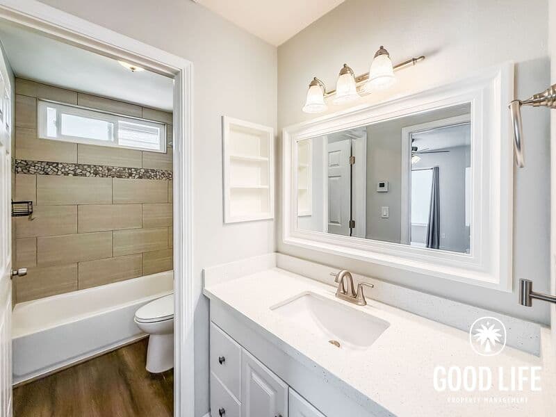 San Diego Condo: 13884 Via Rimini