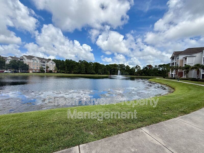 Jacksonville House: 11251 Campfield Drive