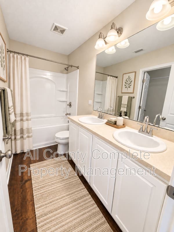 Jacksonville Townhome: 2311 Red Moon Dr.