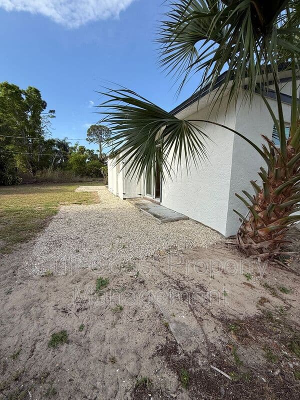 Cape Coral Condo: 1324 Del Pine Drive