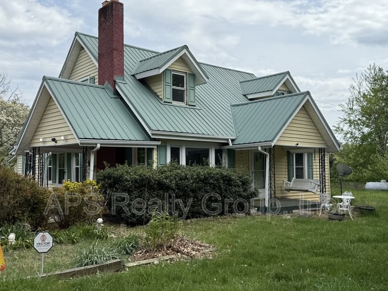 Mount Airy House: 479 Indian Grove Church Road