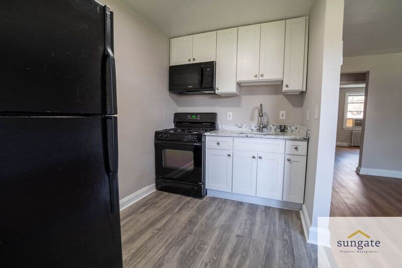 Parkville Townhome: 1410 Dartmouth Ave