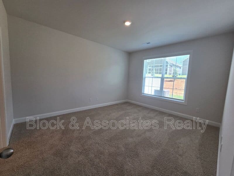 Jamestown House: 209 Ranger Rd