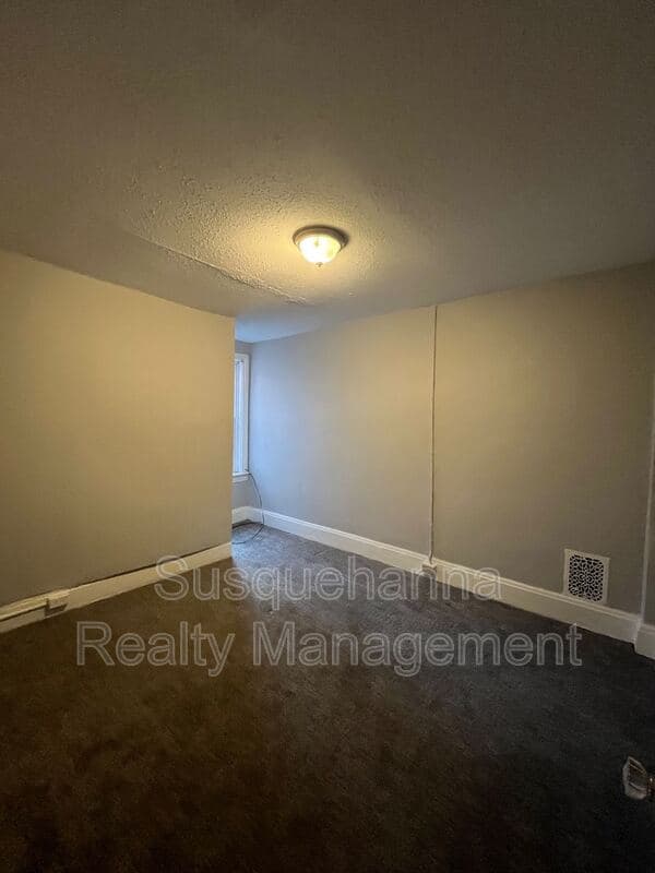 Harrisburg House: 339 S. 15th Street