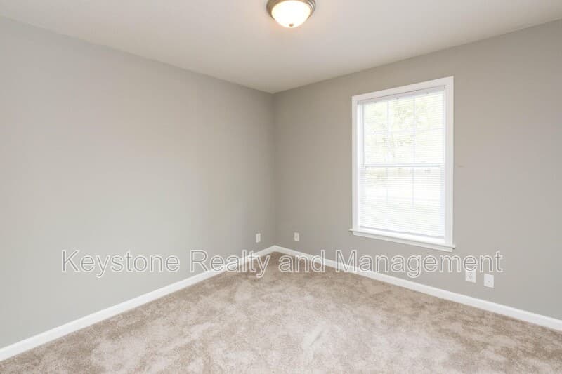 Clarksville Apartment: 3301 Royster Lane