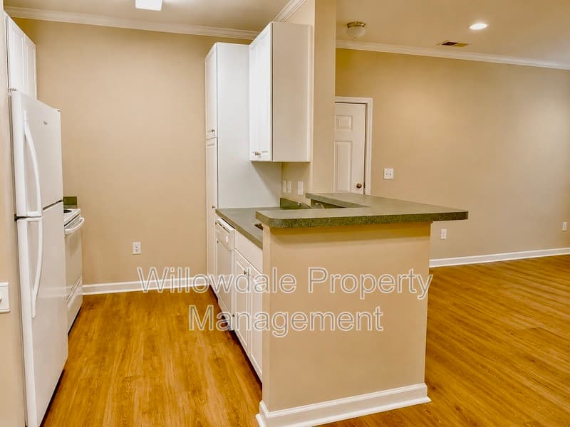 Holly springs Condo: 204 Savannah ridge rd