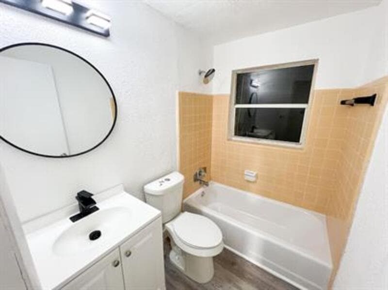 Orlando, FL Condo: 3100 Orange Center Boulevard