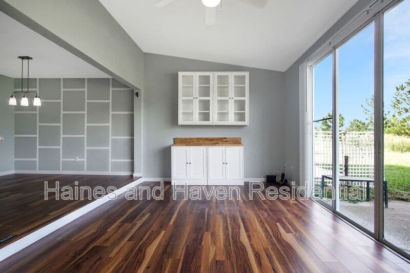 Davenport Townhome: 154 Orchid Dr