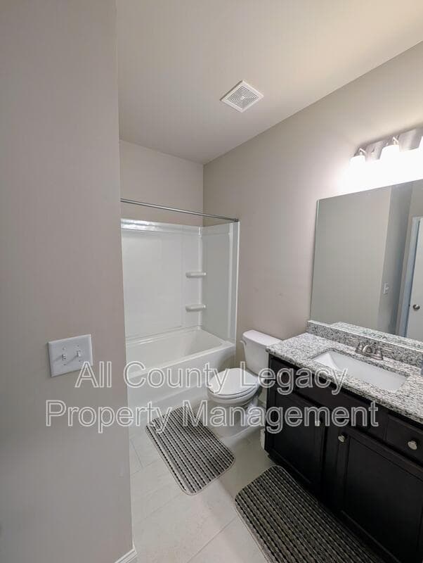 Buford House: 3696 Andover Way