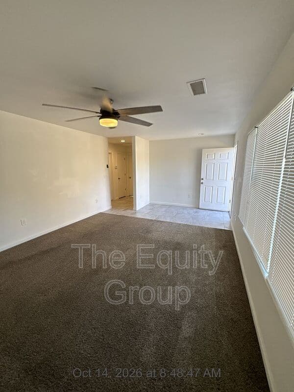 Hanford Condo: 2002 Parker Place
