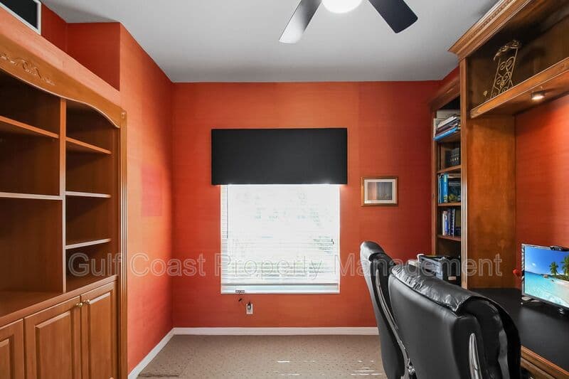 Nokomis House: 2107 Calusa Lakes Blvd