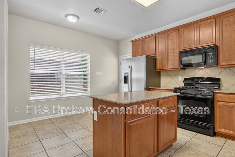 San Antonio House: 14022 Bella Donna