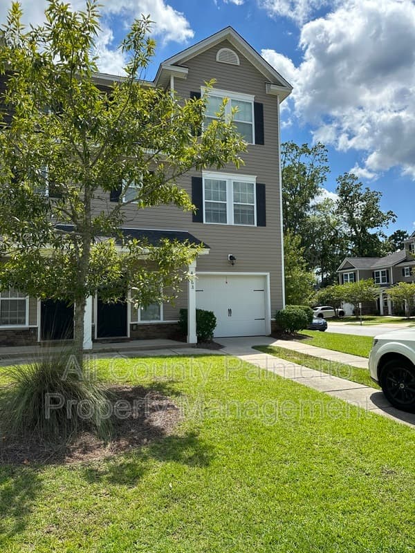 Charleston Townhome: 4168 Veritas Street