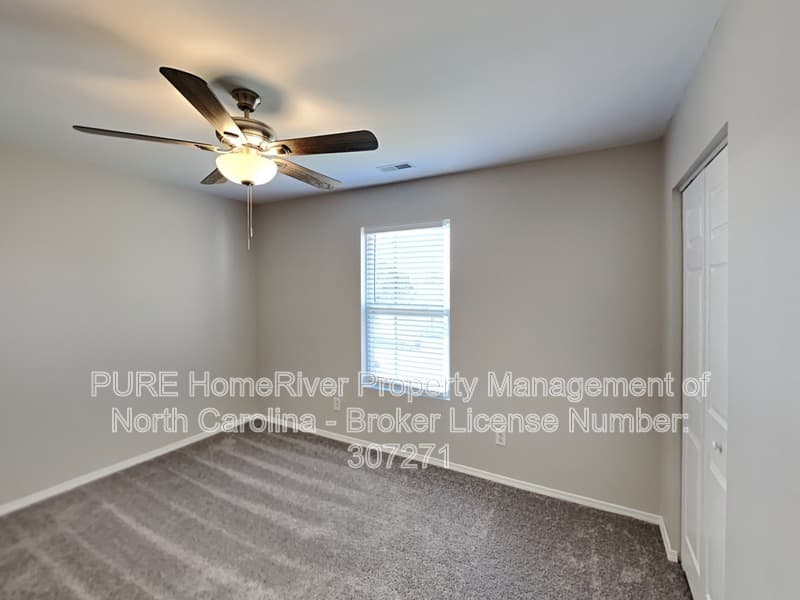 Kernersville House: 4419 Westhill Pl