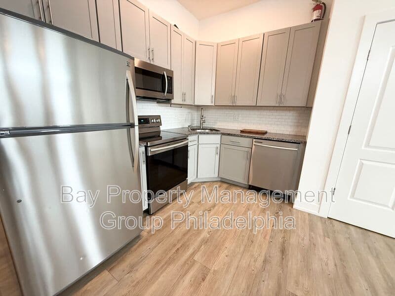 Norristown Condo: 221 W Main St