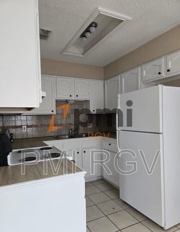McAllen Condo: 2912 N 29th Ln