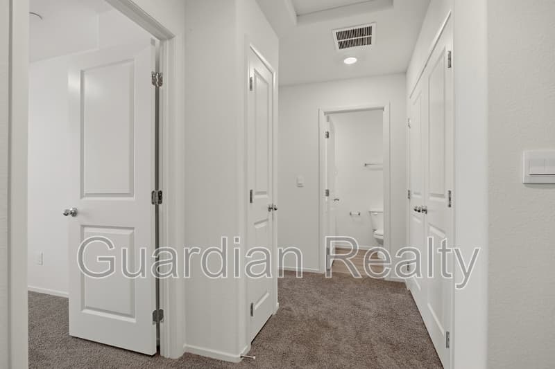 Henderson Townhome: 503 Blue Ridge Cove Ct