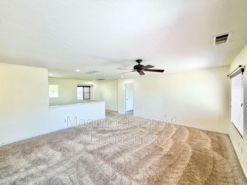 Menifee House: 33602 Magnetite St.