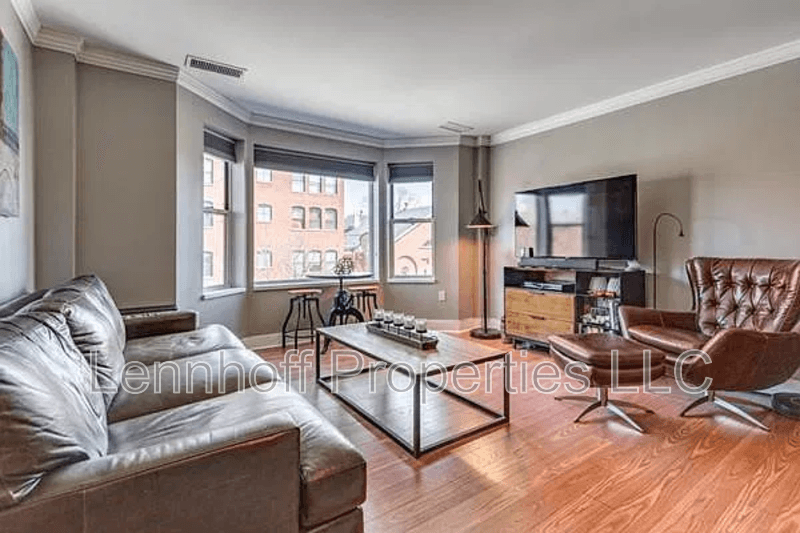 Salem Condo: 289 Essex Street - 305