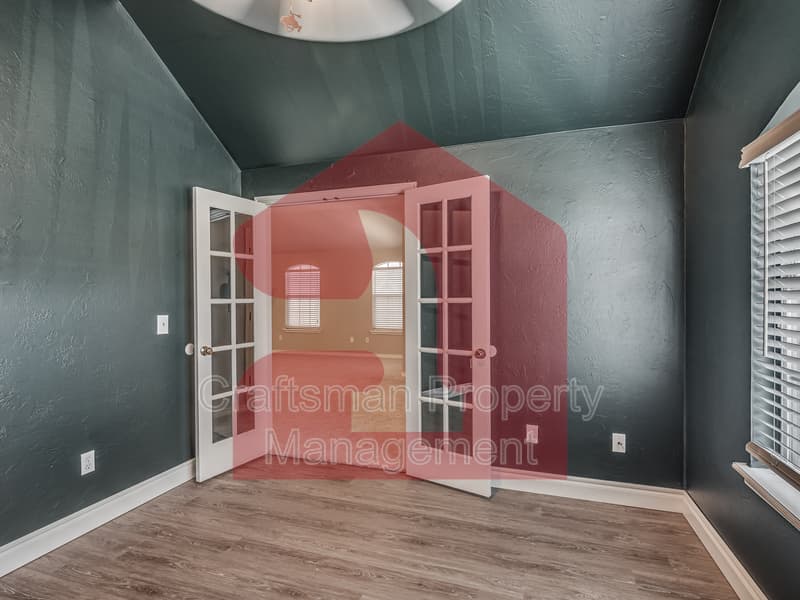 Oklahoma City House: 3517 Northwest 115th Street