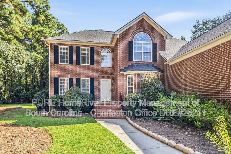 Goose Creek House: 116 Ethanhill St.