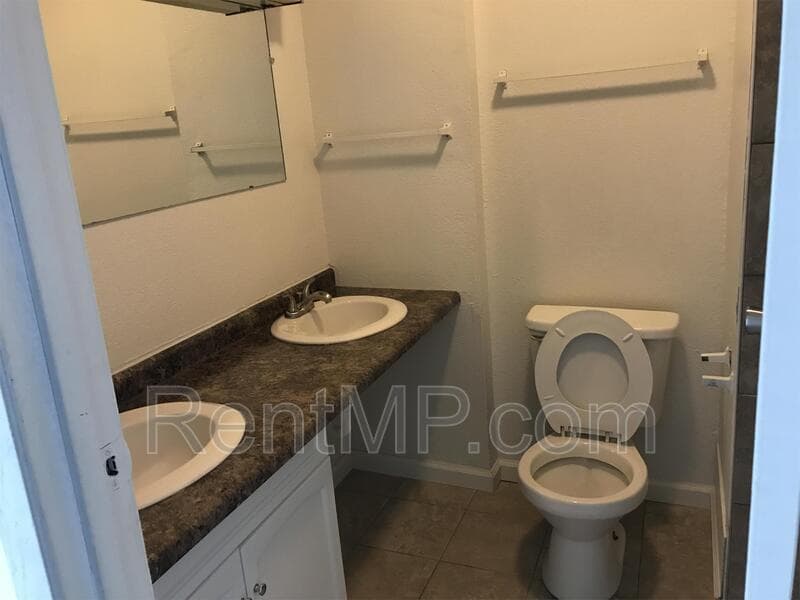 Mt Pleasant Townhome: 1825 S Crawford - Unit E02