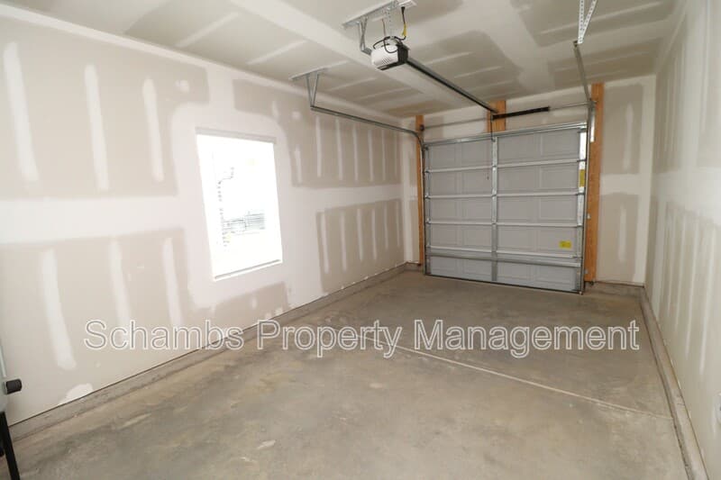 Fuquay Varina House: 3314 Bailey Lake Dr