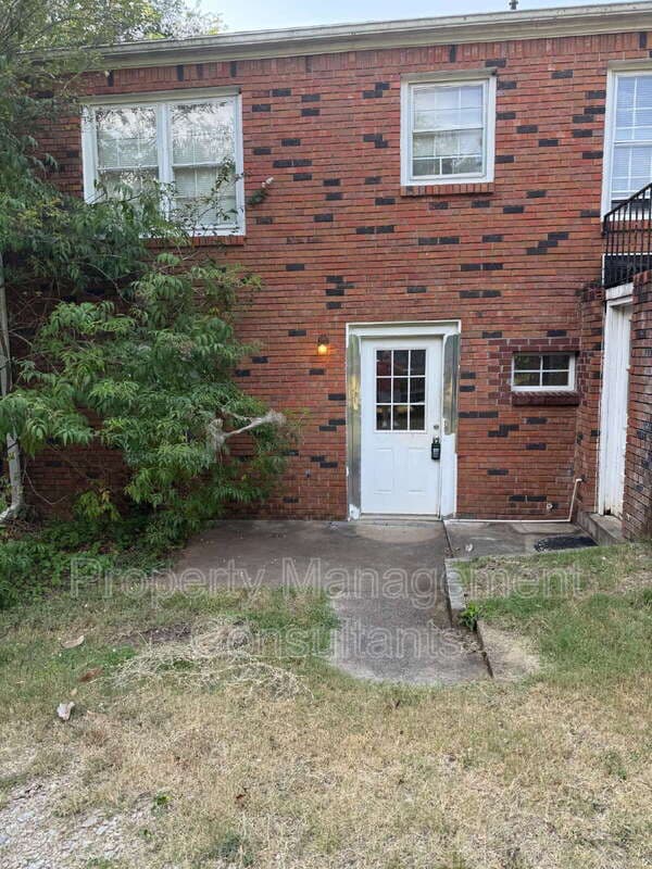 Sheffield Condo: 2804 East 18th Avenue