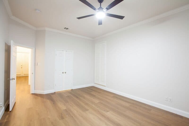 Frisco House: 6976 Valley Brook Drive