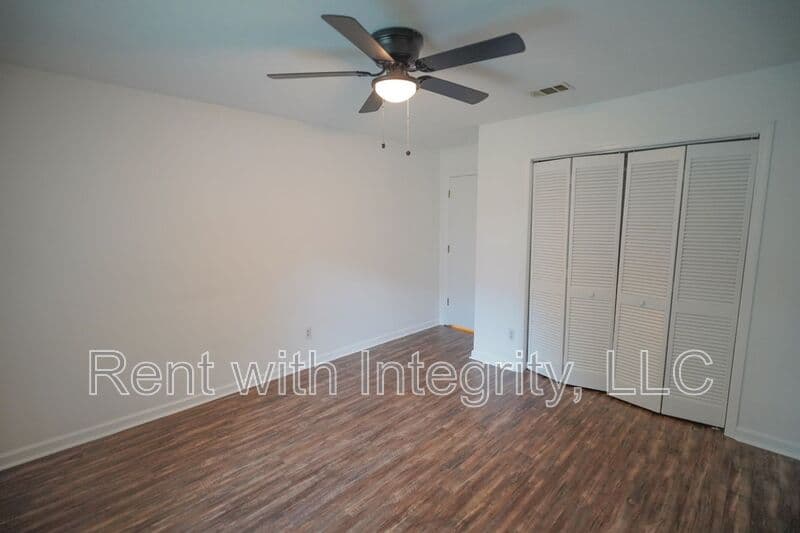 Tallahassee House: 2418 Ian Drive