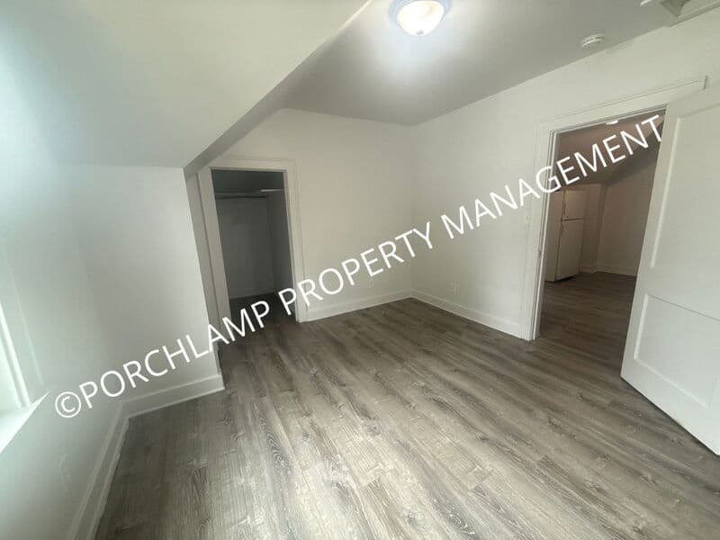 Muskegon Condo: 216 West Grand Avenue