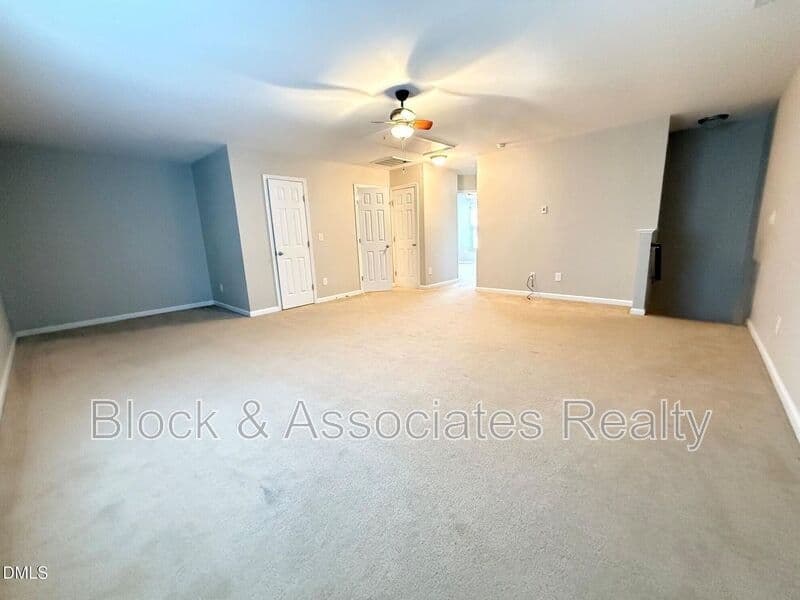 Wake Forest House: 163 Deacon Ridge St