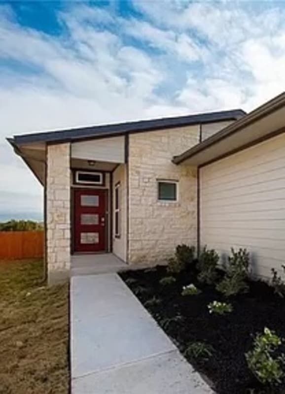 Austin House: 7717 Lowenfield Dr