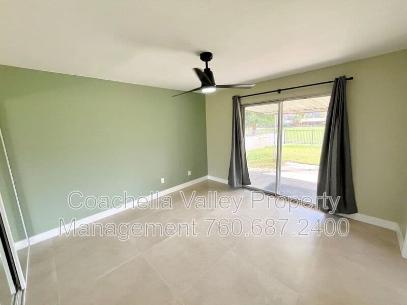 Palm Desert House: 76723 New York Ave