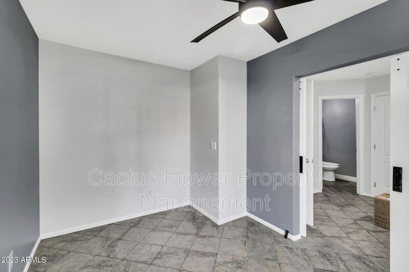 Phoenix House: 5625 S 21st Pl