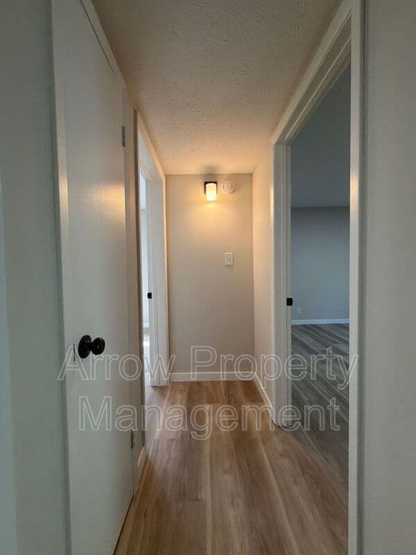 Seward Condo: 320 Lincoln Street