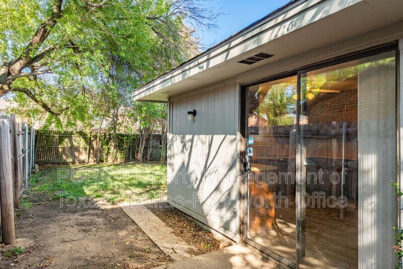 Fort Worth Condo: 4605 Menzer Road