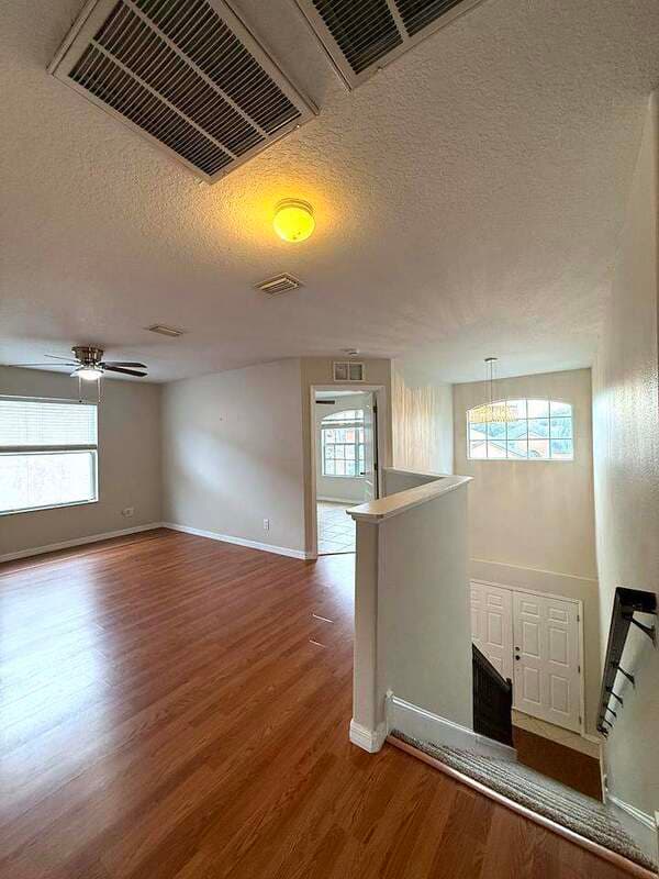 Riverview House: 11335 Village Brook Drive
