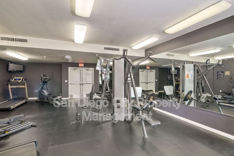 San Diego House: 530 K Street