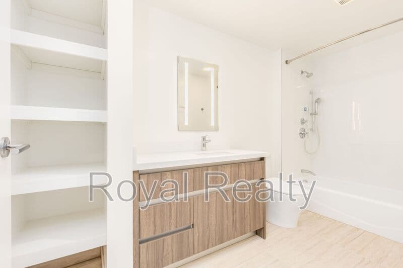 Honolulu Condo: 1515 Liona St