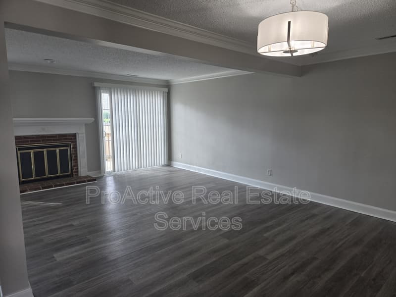 Virginia Beach Condo: 674 Lord Dunmore Dr