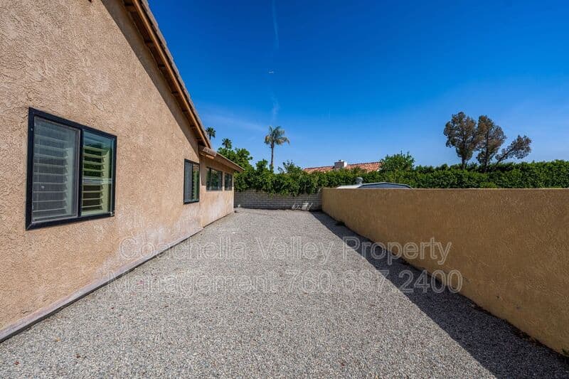 Palm Desert House: 43922 Warner Trail
