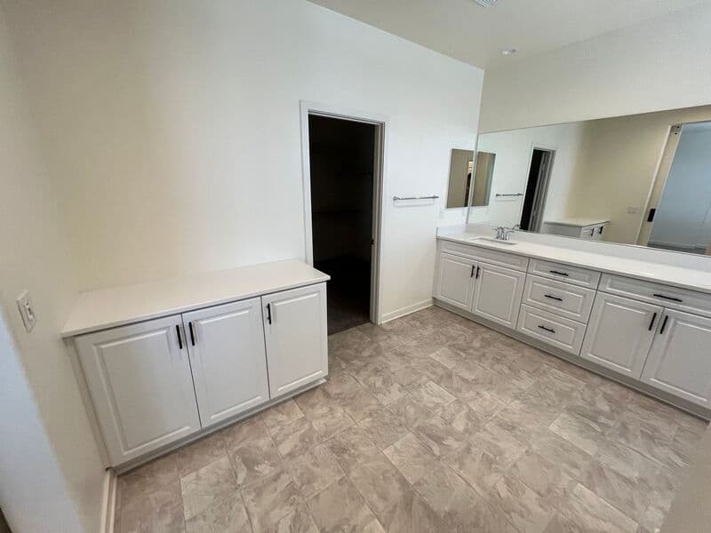 Winchester House: 31053 Catania Circle