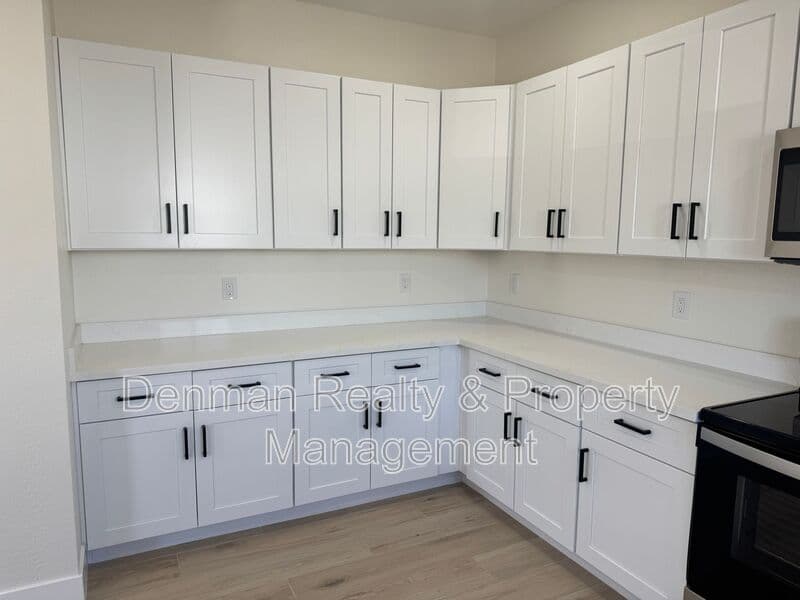 Phoenix House: 1515 W. Mckinley St.