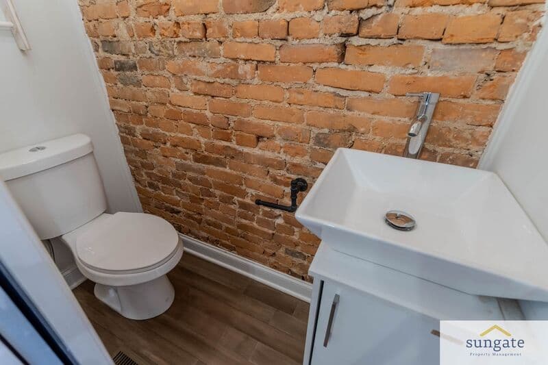Baltimore Townhome: 1824 Jackson St