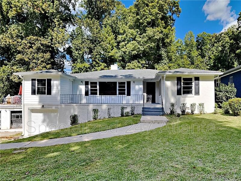 Atlanta Condo: 111 Leathers Cir NW