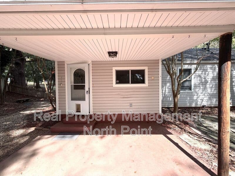 Roswell House: 189 Prospect Street