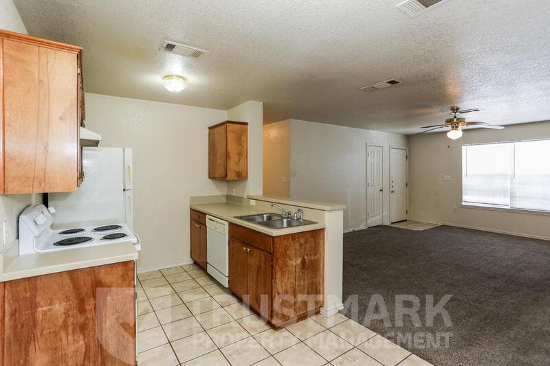 Harker Heights House: 700 South Amy - 104